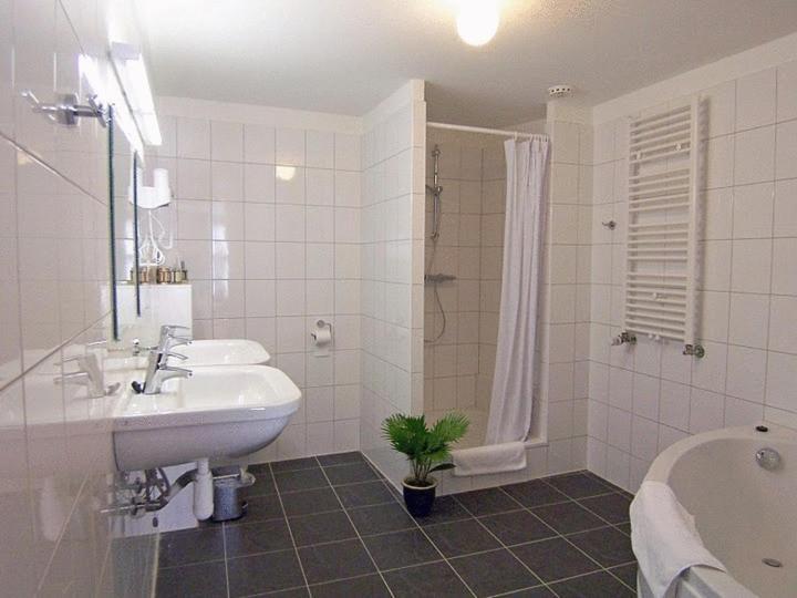 De Vier Heemskinderen IJzendijke Room photo